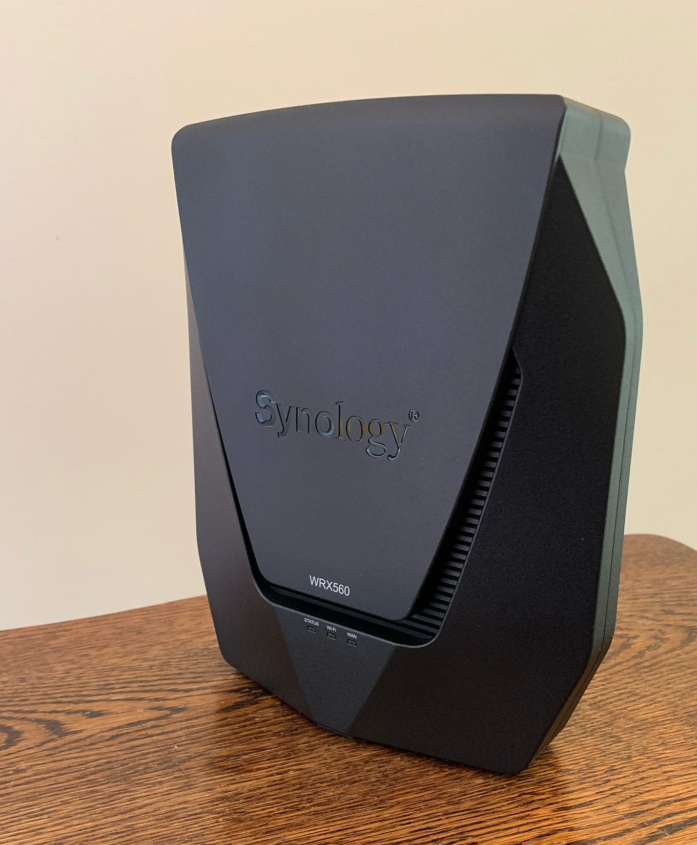 Review: Synology WRX 560 Wireless Router – Speed & Power with Complexity